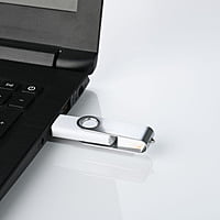 White Swivel USB Pendrive